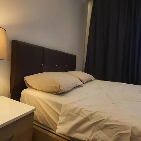 Deluxe Economic Great Condition Rooms, Central Shared Flat In Taksim Center Istanbul