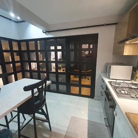 Deluxe Economic Great Condition Rooms, Central Shared Flat In Taksim Center * Istanbul