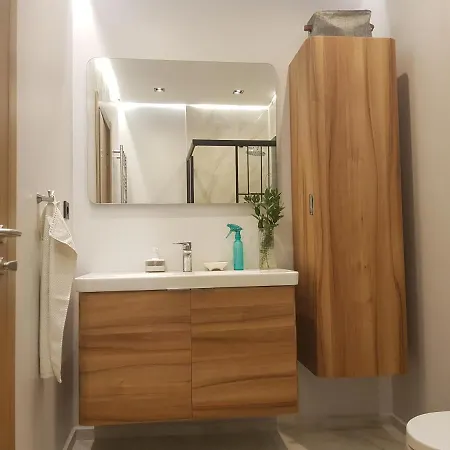 Deluxe Economic Great Condition Rooms, Central Shared Flat In Taksim Center *